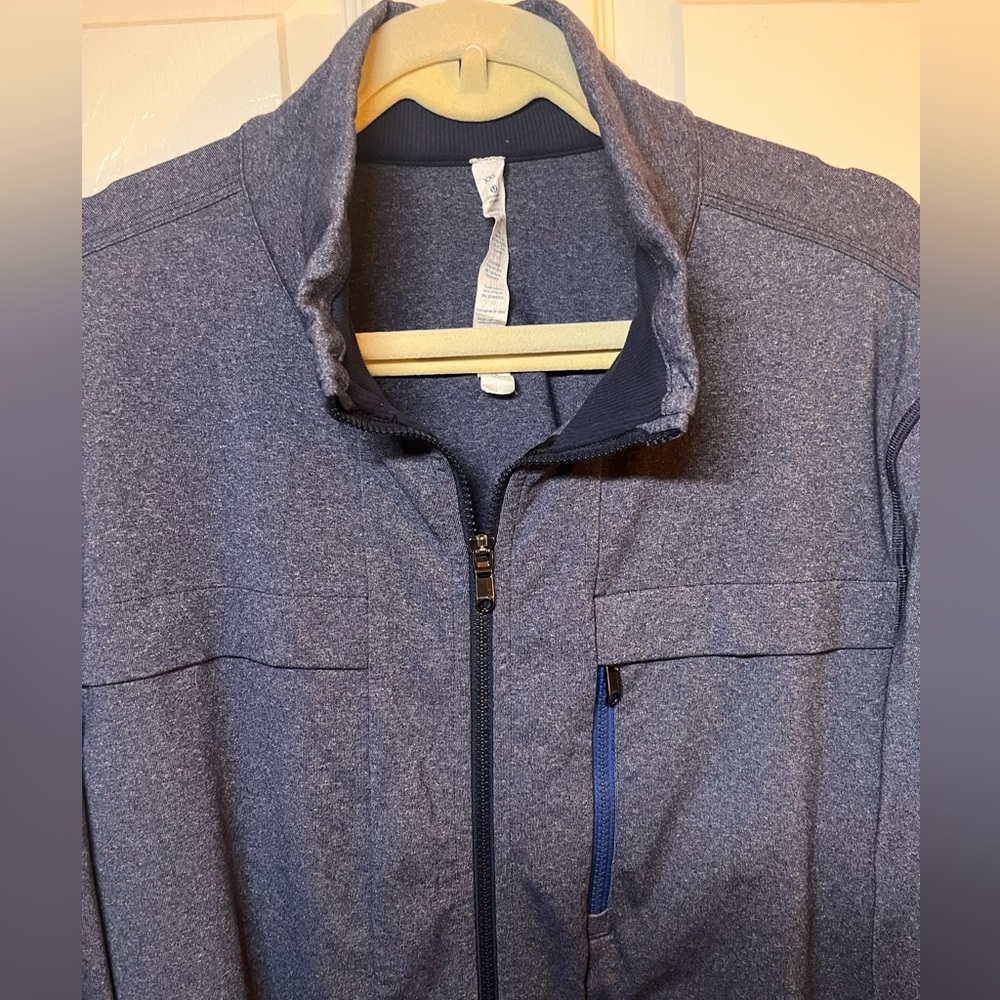 Lululemmon Post Gravity Blue men’s jacket